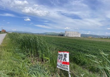 Trualli ne Shitje – 52 Ari